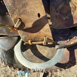 Vintage Fred Mueller Western Saddle Rounded Skirt 14 Seat