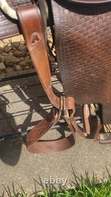 Vintage GL Lawrence Ranch Saddle