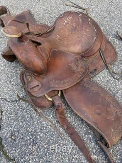 Vintage Hereford Tex Tan 15 Leather Horse Saddle