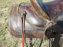 Vintage High Back/Square Skirt Western Saddle Unmarked 13½ Seat