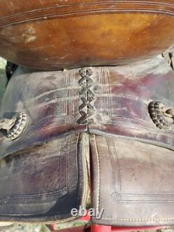 Vintage High Back/Square Skirt Western Saddle Unmarked 13½ Seat