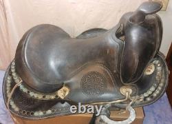Vintage Horse Saddle / 15.5