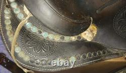 Vintage Horse Saddle / 15.5