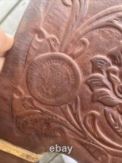 Vintage Horse Saddle Very Nice Leather (OLD) With Gold And Sliver Colored Metals