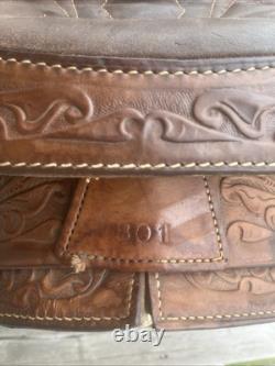 Vintage Horse Saddle Very Nice Leather (OLD) With Gold And Sliver Colored Metals