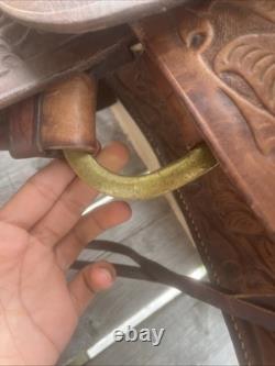 Vintage Horse Saddle Very Nice Leather (OLD) With Gold And Sliver Colored Metals