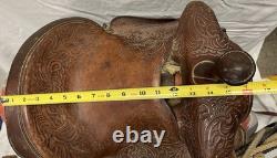 Vintage Leather Saddle With Trail Bag Gun Sleeve Rope & Western Blanket Child Size