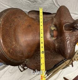 Vintage Leather Saddle With Trail Bag Gun Sleeve Rope & Western Blanket Child Size