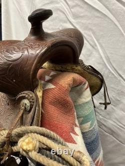 Vintage Leather Saddle With Trail Bag Gun Sleeve Rope & Western Blanket Child Size