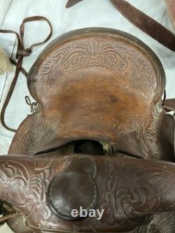 Vintage Leather Saddle With Trail Bag Gun Sleeve Rope & Western Blanket Child Size