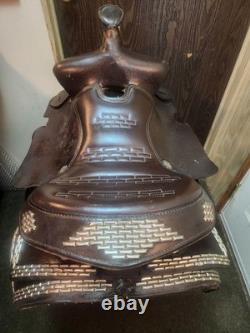 Vintage Parade Style Saddle