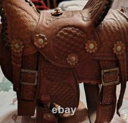 Vintage Pugsley and Cia Salesman Leather Saddle