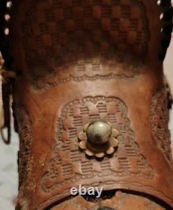 Vintage Pugsley and Cia Salesman Leather Saddle