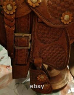 Vintage Pugsley and Cia Salesman Leather Saddle