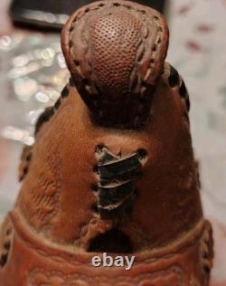 Vintage Pugsley and Cia Salesman Leather Saddle