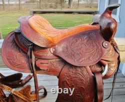 Vintage RED RANGER Western Trail pleasure Saddle, comfy padded 14' seat-Clean