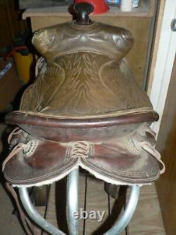 Vintage Ryon 15 Western Trail Saddle