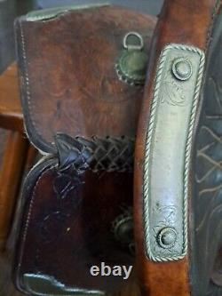 Vintage SIMCO 5567 Western Horse Saddle With Metal Trim