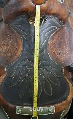 Vintage SIMCO 5567 Western Horse Saddle With Metal Trim