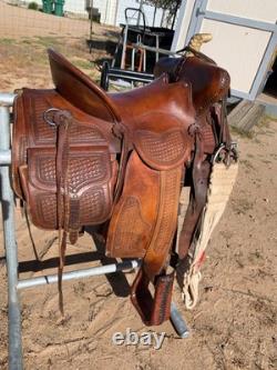 Vintage SIMCO/CRATES High Back Western Saddle Built in Saddle Bags Basket Stamp