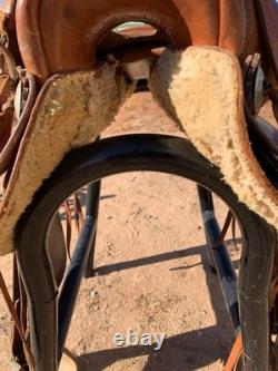 Vintage SIMCO/CRATES High Back Western Saddle Built in Saddle Bags Basket Stamp