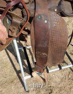 Vintage Sickles St. Louis Mo. 14¾ Western Saddle As Is