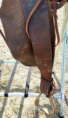 Vintage Sickles St. Louis Mo. 14¾ Western Saddle As Is