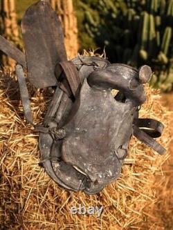 Vintage Tooled Leather Horse Saddle, Slick 15 Seat, Western Ranch Farm Decor B