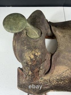 Vintage Tooled Leather Western Saddle Brass Horn Floral Carving Old Ranch