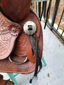 Vintage Tooled Leather Western Saddle Ocala Estate Find! Photos For Measurent