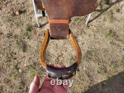 Vintage Toomeys Lewistown Mont. Western Saddle 14 seat