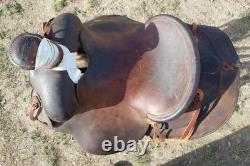 Vintage Toomeys Lewistown Mont. Western Saddle 14 seat