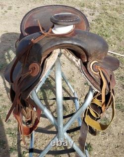 Vintage Toomeys Lewistown Mont. Western Saddle 14 seat