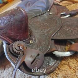 Vintage USA Western Ranch Roping Horse Saddle 15 Thick Oil Leather Tooling USED