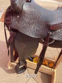 Vintage Wade Tree western saddle with Cheyenne roll