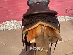 Vintage Wade Tree western saddle with Cheyenne roll