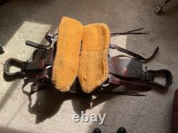 Vintage Wade Tree western saddle with Cheyenne roll