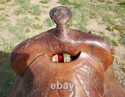 Vintage Walter L. Newell St. Louis Mo. Round Skirt Western Saddle 14 Seat