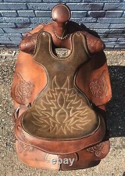 Vintage Warbonnet Saddle Tooled Leather Western Reigning Model 1205 with Strings