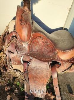 Vintage Western Cowboy Horse Saddle Leather Floral Hand Carved Tooling