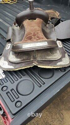 Vintage Western Horse Pleasure / Trail Saddle w Silver Stars & Trim Sterling