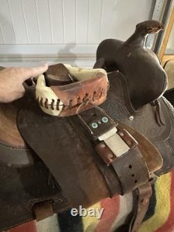 Vintage Western Horse Saddle 15.5