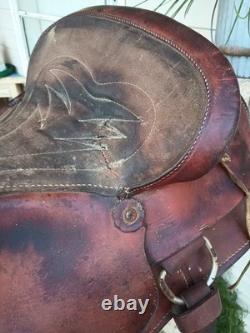 Vintage Western Horse Saddle 15 Seat