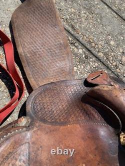 Vintage Western Leather Saddle Tooled Brown Horse Saddle-Used / Display / Repair