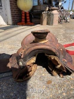 Vintage Western Leather Saddle Tooled Brown Horse Saddle-Used / Display / Repair