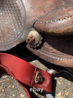 Vintage Western Leather Saddle Tooled Brown Horse Saddle-Used / Display / Repair