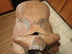 Vintage Western Tooled Leather Horse Saddle 15 seat size