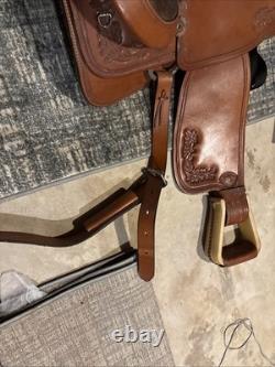 Vintage Western Y Saddle Imported From Texas Bought In 1990 And Was Never Used