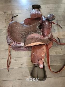 Vintage Youth Kids 12-13 Western Tooled Leather Ranch Riding Saddle Horse Pony