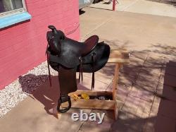 Vintage early rodeo/ranch bronc riding Hamley style saddle! Display or use